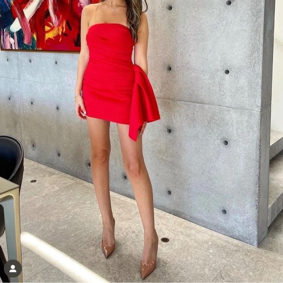 Eliya The Label Liana Dress in Red - Picture 2 of 5